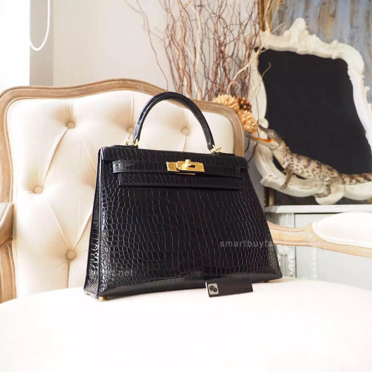 Hermes Kelly 28 Bag in ck89 Noir Shiny Porosus Croc GHW